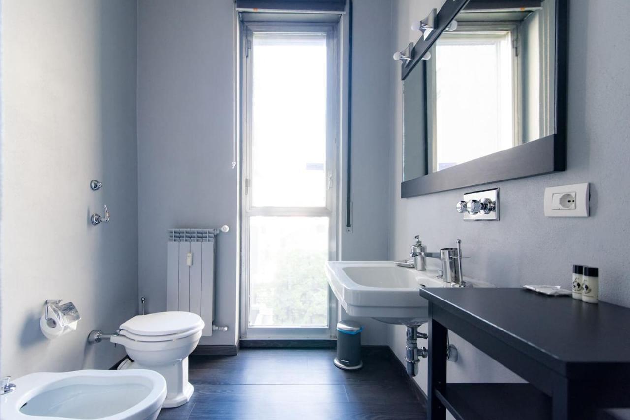 Via Mentana 32 - The House Of Travelers Apartment Como Luaran gambar