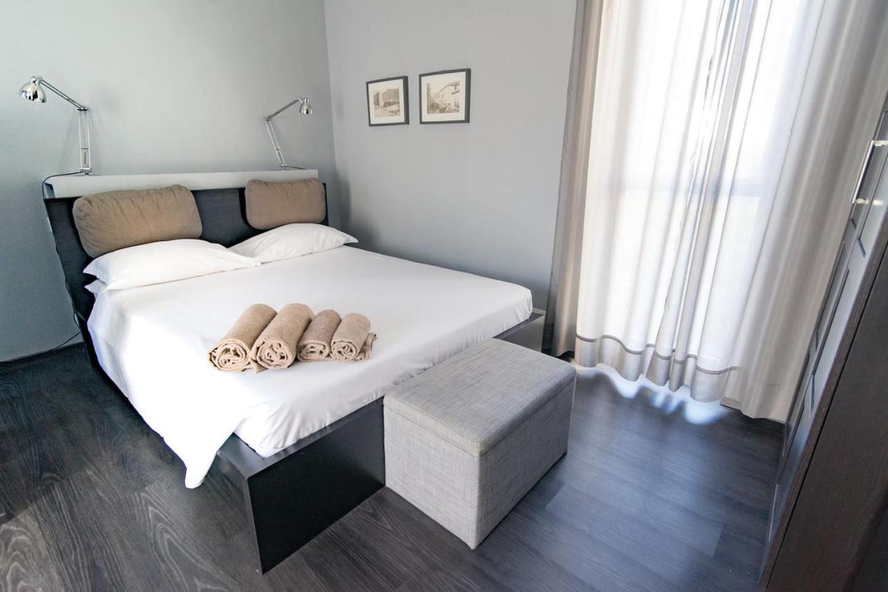 Via Mentana 32 - The House Of Travelers Apartment Como Luaran gambar